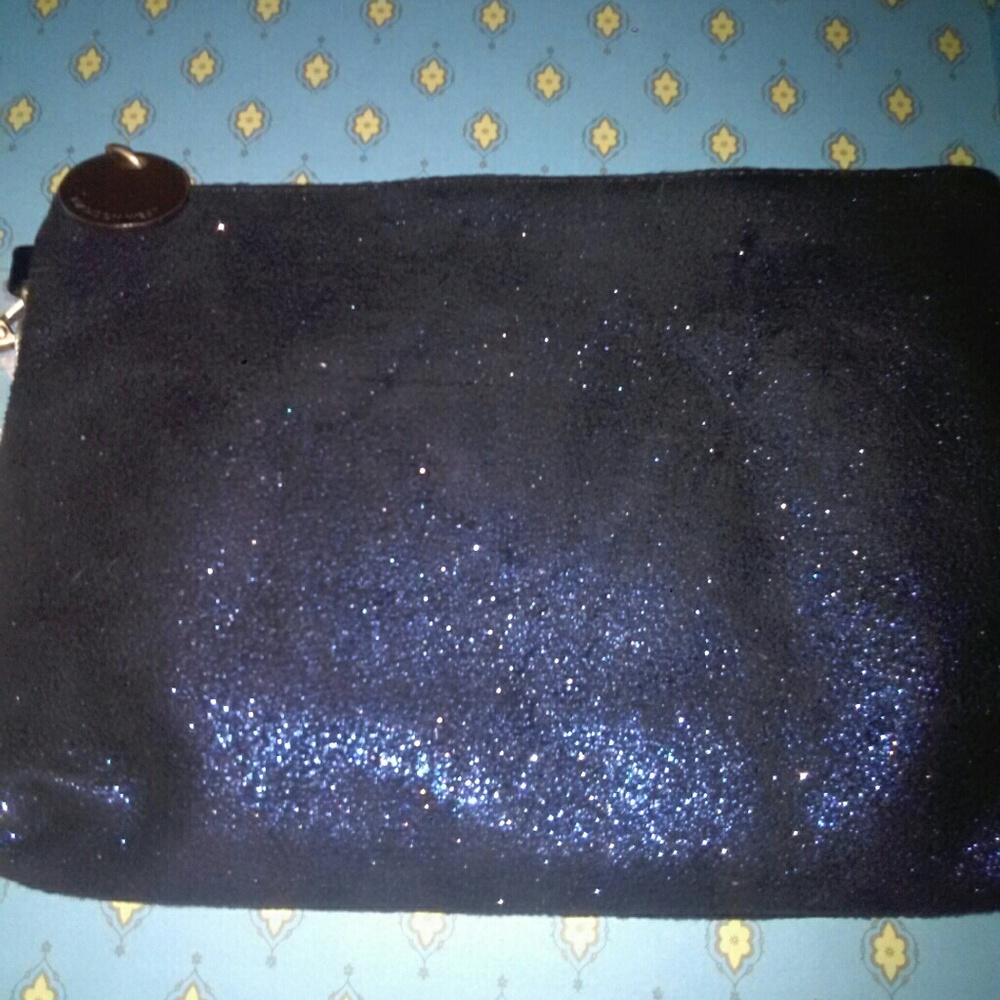 Handbag - Picture 2 of 2